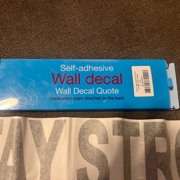 New! “Stay Strong Never Give Up” Self Adhesive Wall-Decal Motivational Quote - Picture 2 of 5